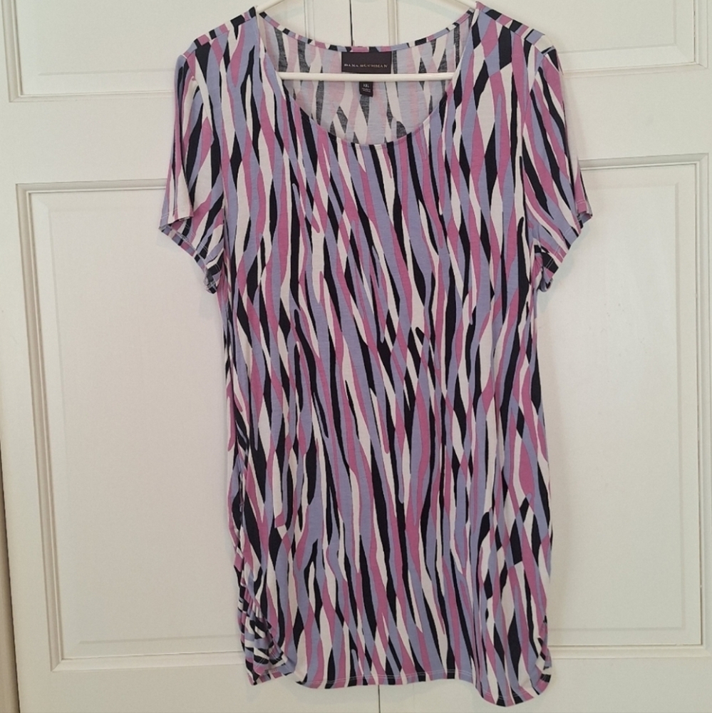 Dana Buchman long short sleeve top